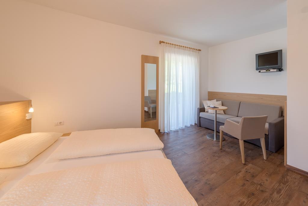 Pension Etschblick B&B Frangarto Екстер'єр фото